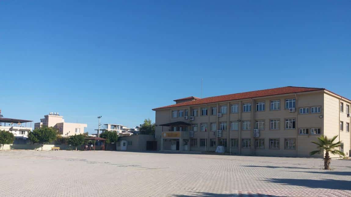 Ayla-Naci Uyar Anadolu Lisesi Fotoğrafı